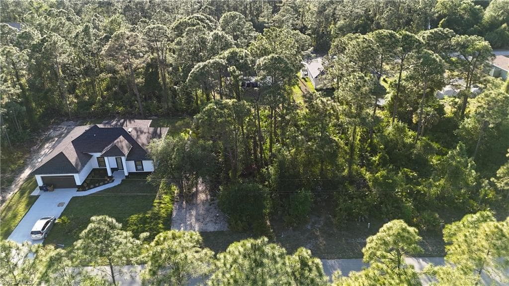 2009 Jefferson AVE ALVA, FL 33920