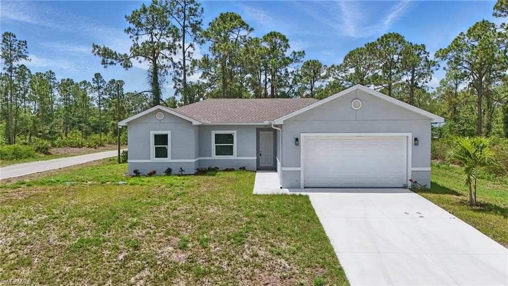 3906 E 10th ST LEHIGH ACRES, FL 33972