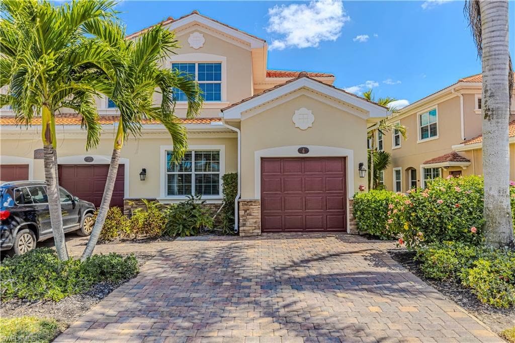 28017 Sosta LN 4 BONITA SPRINGS, FL 34135