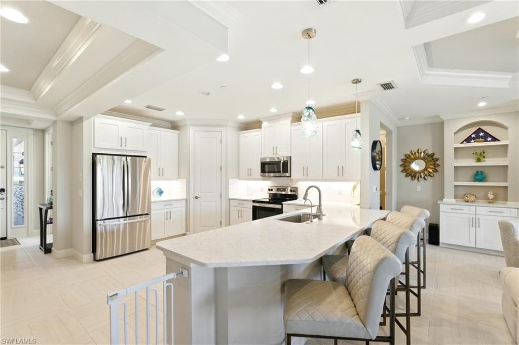 9654 Montelanico LOOP 102 NAPLES, FL 34119