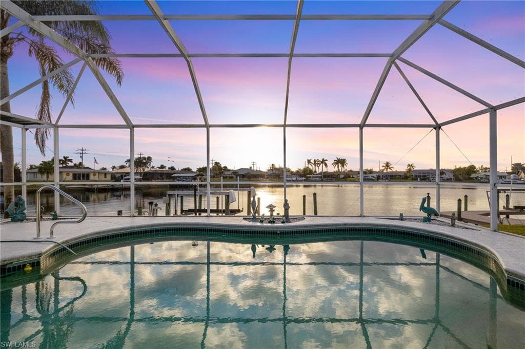 3906 SE 1st PL CAPE CORAL, FL 33904