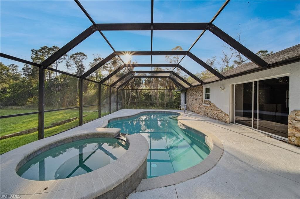 390 35th AVE NE NAPLES, FL 34120