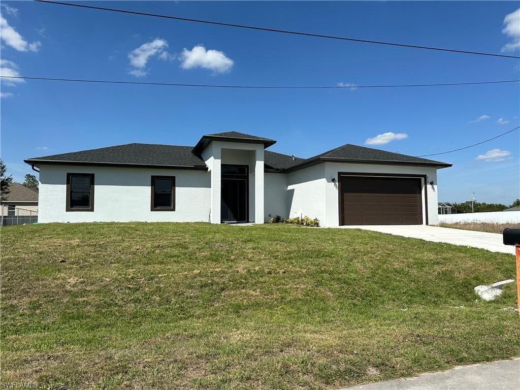 3910 6th ST SW LEHIGH ACRES, FL 33976