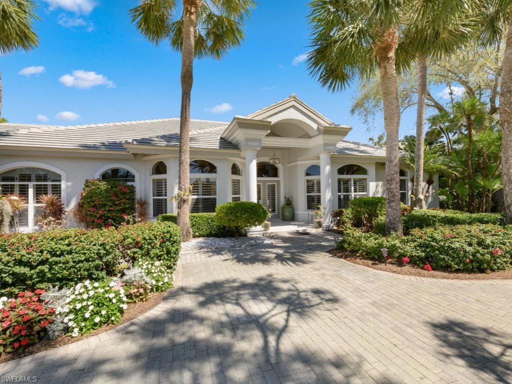 3500 Creekview DR BONITA SPRINGS, FL 34134
