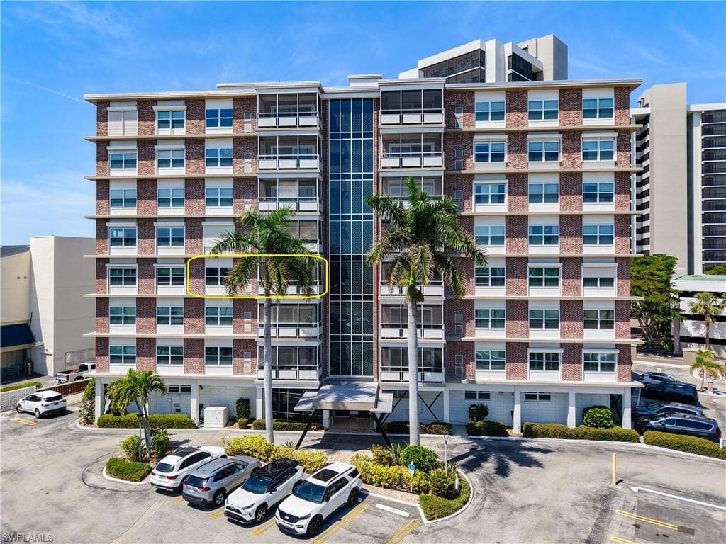 2350 W First ST 403 FORT MYERS, FL 33901