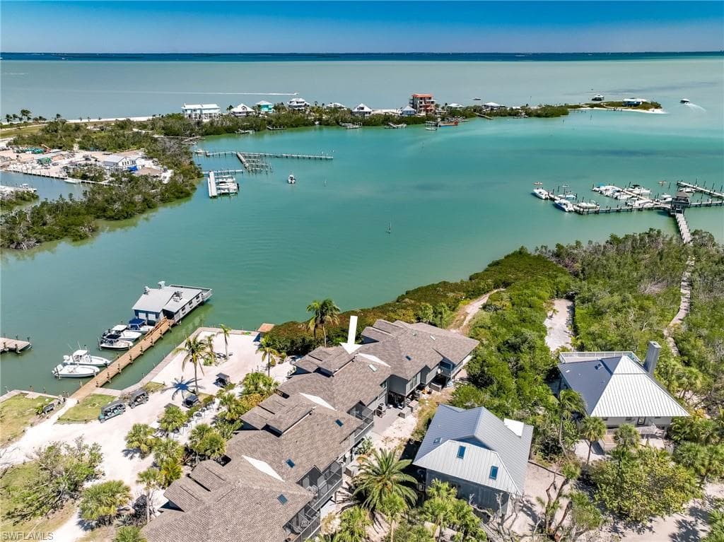 4481 Escondidio LN 84 Upper Captiva, FL 33924