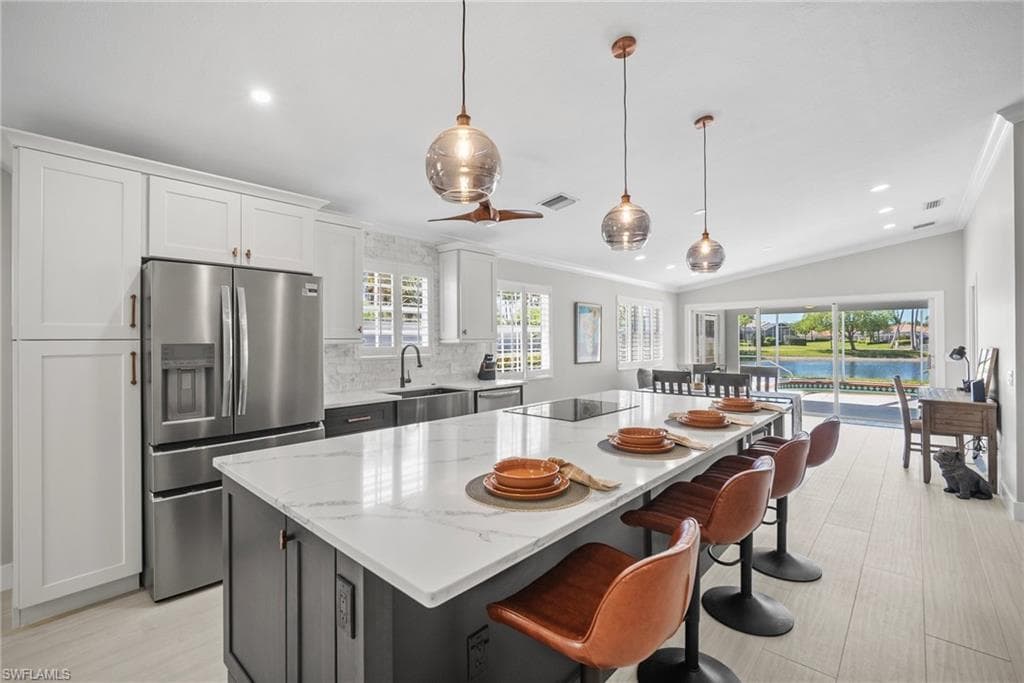 3701 Yakobi LN NAPLES, FL 34119