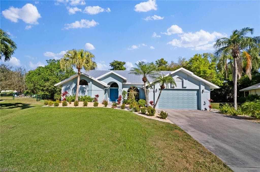 6893 Highland Park CIR FORT MYERS, FL 33966