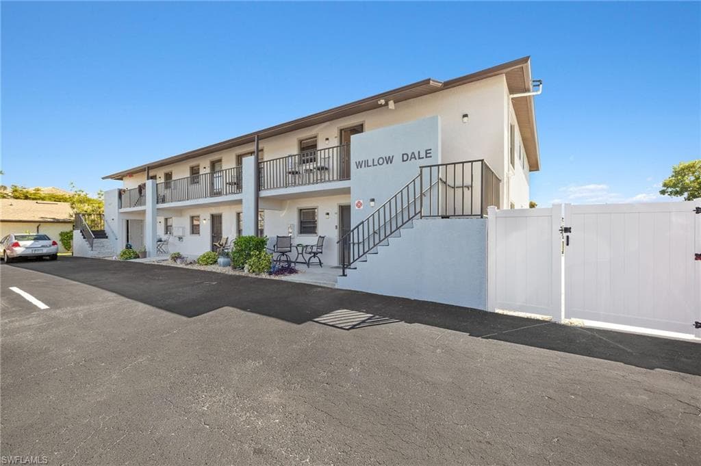 5217 Coronado PKWY 203 CAPE CORAL, FL 33904