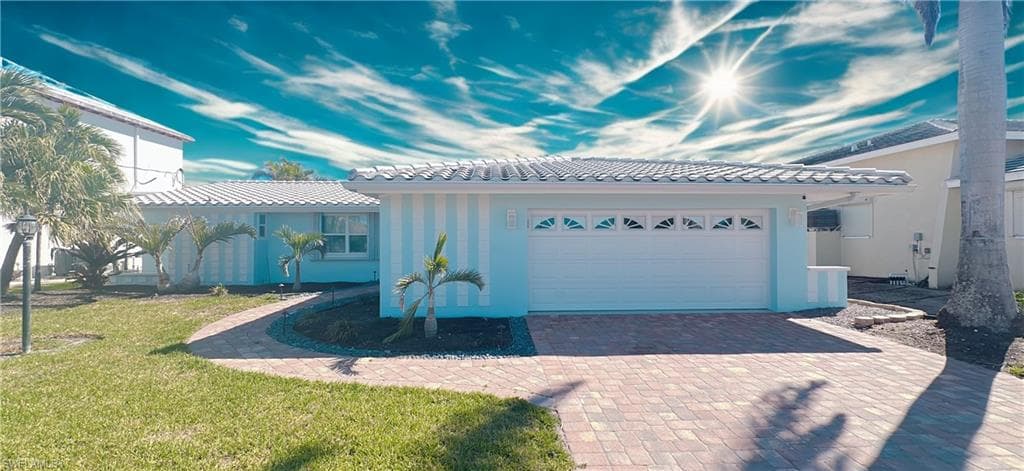 11 Palmview BLVD FORT MYERS BEACH, FL 33931