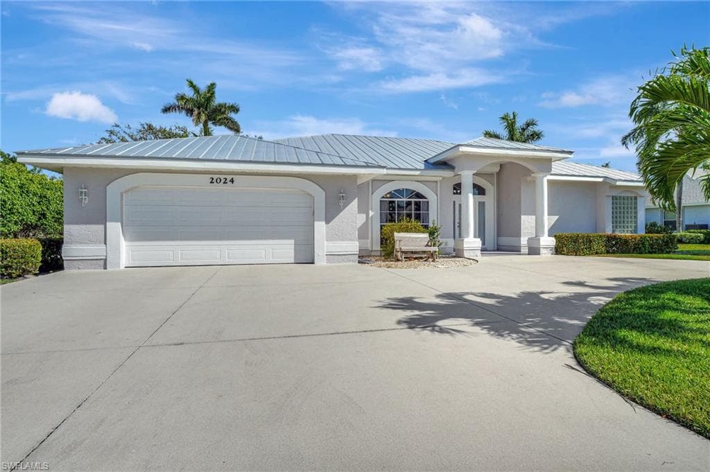 2024 Imperial CIR NAPLES, FL 34110