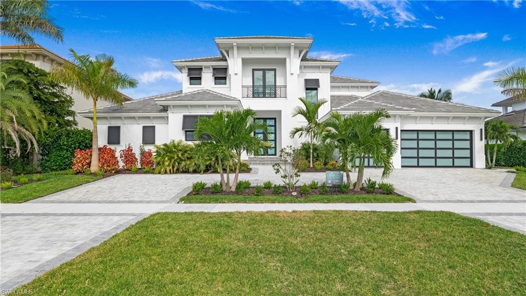 720 Tigertail CT MARCO ISLAND, FL 34145