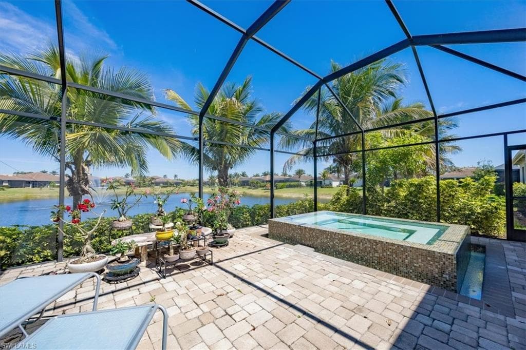 8170 Venetian Pointe DR FORT MYERS, FL 33908