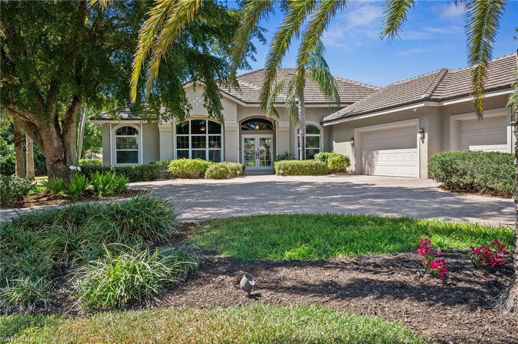 25090 Ridge Oak DR BONITA SPRINGS, FL 34134