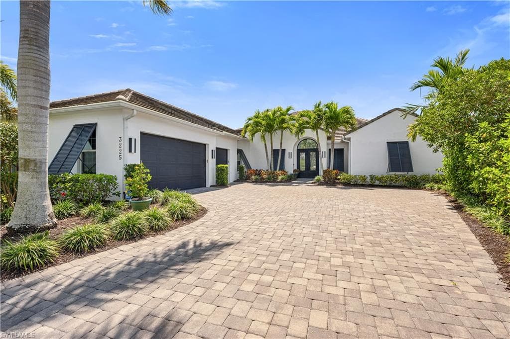3225 Cotuit CT NAPLES, FL 34114