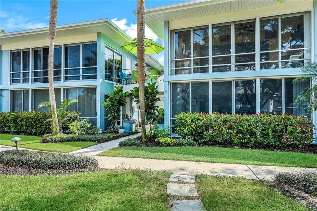 744 Wedge DR 23 NAPLES, FL 34103