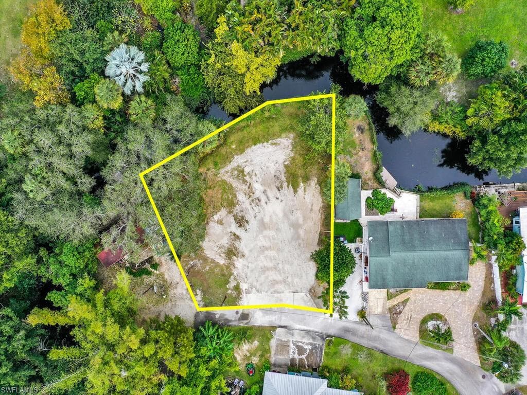 27075 Orange Court DR BONITA SPRINGS, FL 34135