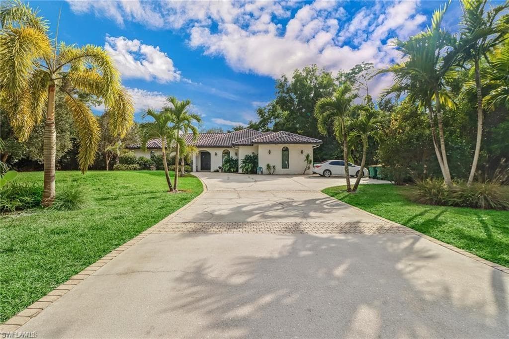 4116 15th AVE SW NAPLES, FL 34116