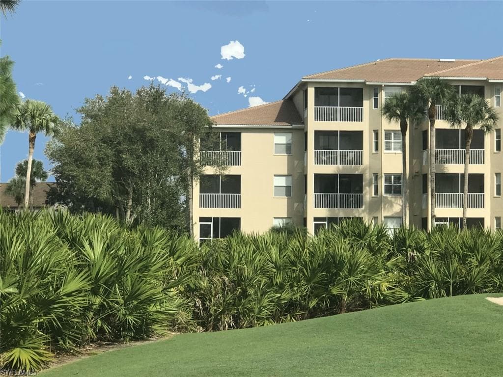 8680 Cedar Hammock CIR 118 NAPLES, FL 34112