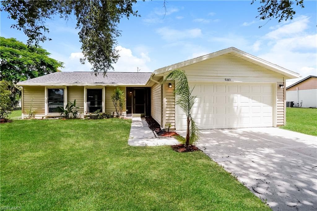 9283 Mooring CIR FORT MYERS, FL 33967