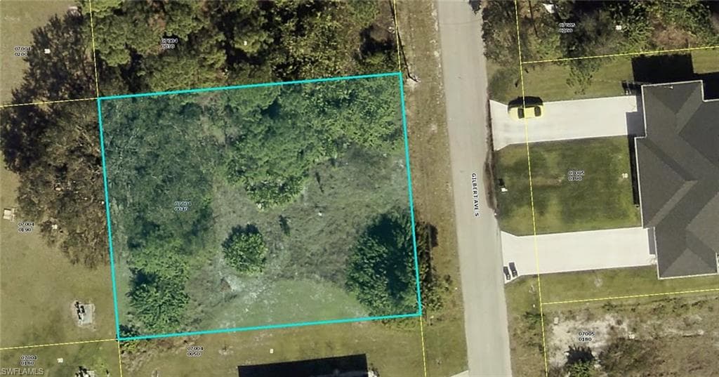 112/114 Gilbert AVE S LEHIGH ACRES, FL 33973