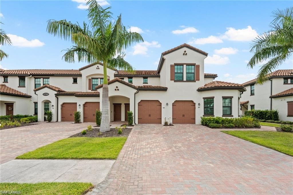 11792 Grand Belvedere WAY 203 FORT MYERS, FL 33913