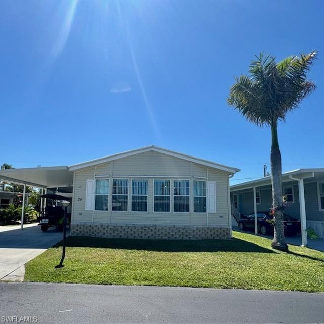 24 Oregon TRL 82 NAPLES, FL 34113