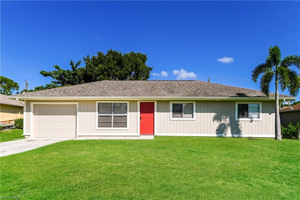 8165 Pelican RD FORT MYERS, FL 33967