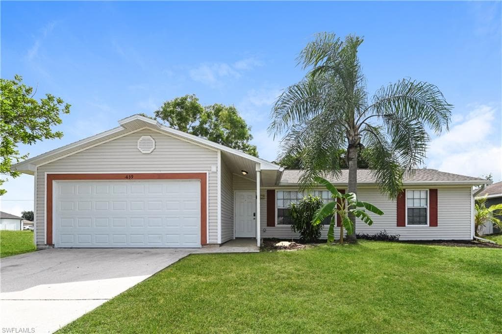 639 NE Juanita PL CAPE CORAL, FL 33909