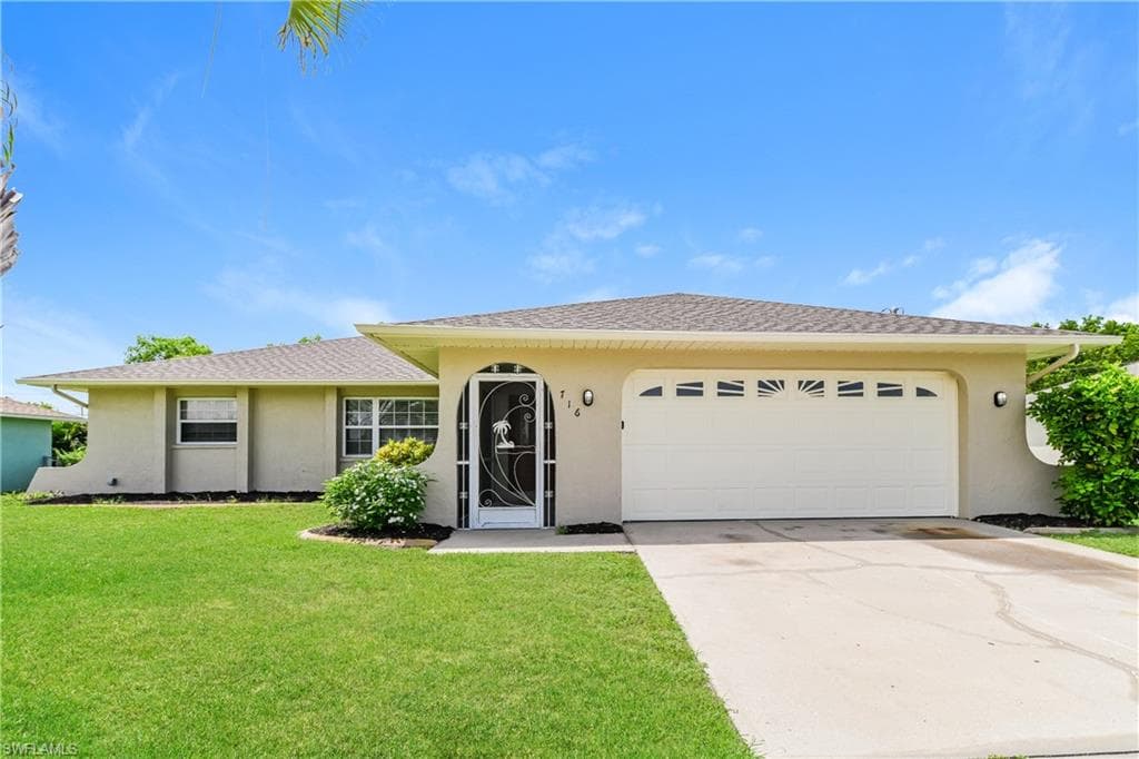 716 SW 15th TER CAPE CORAL, FL 33991