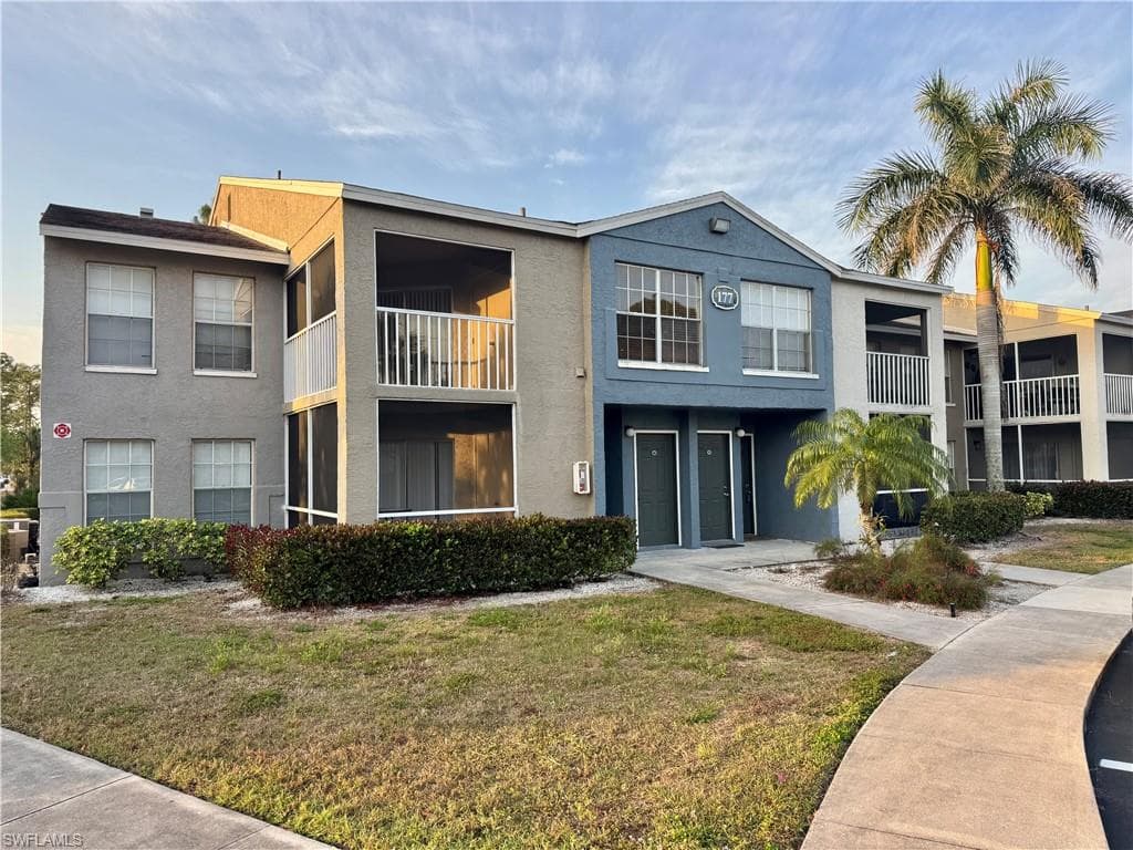 177 Santa Clara DR 177-5 NAPLES, FL 34104