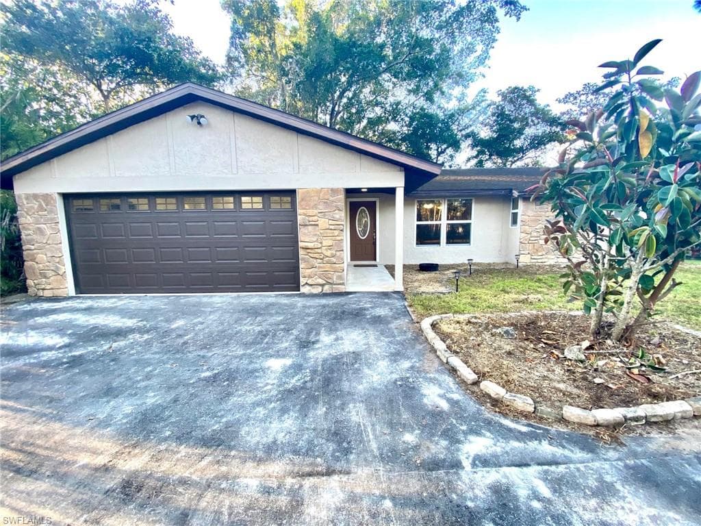 4980 Coral Wood DR NAPLES, FL 34119