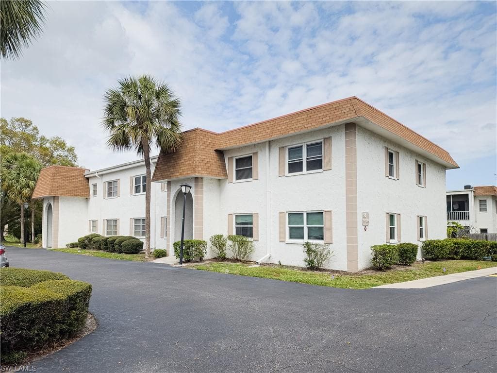 205 MCMULLEN BOOTH RD 201 CLEARWATER, FL 33759