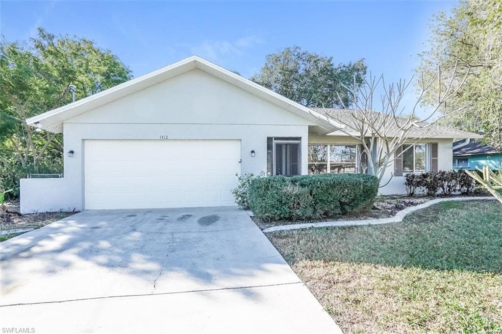 1412 SE 4th ST CAPE CORAL, FL 33990