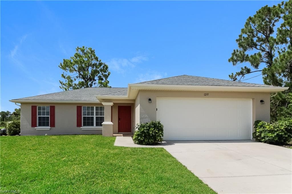 1235 Bayou ST LEHIGH ACRES, FL 33974