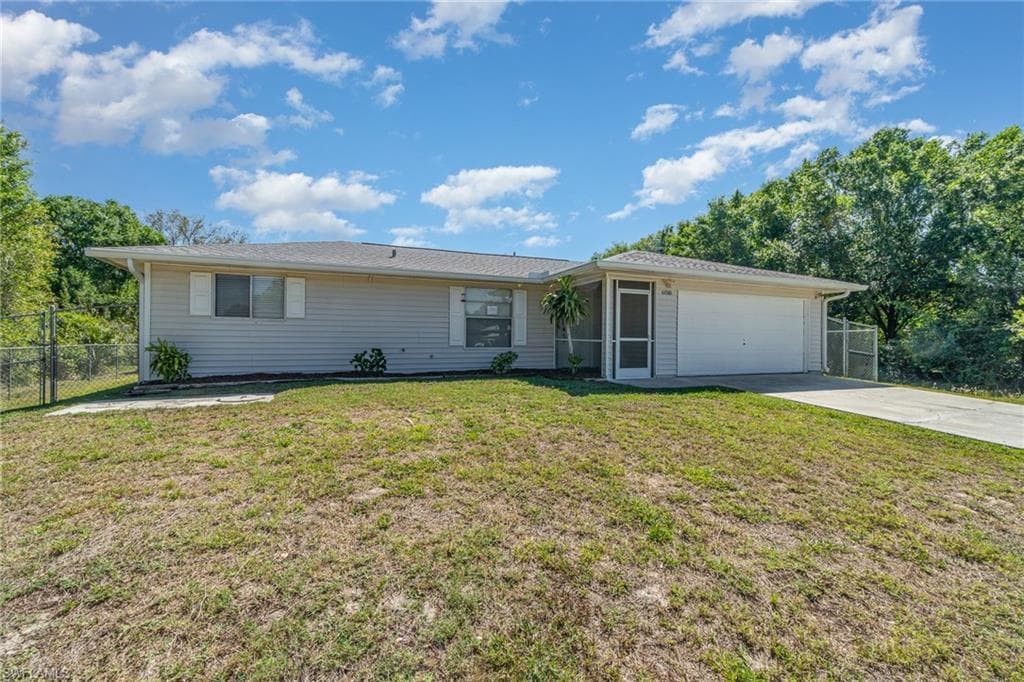 6010 Latimer AVE FORT MYERS, FL 33905