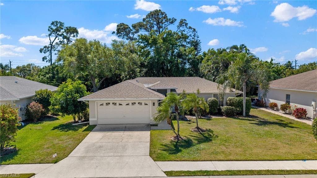 23485 Olde Meadowbrook CIR ESTERO, FL 34134