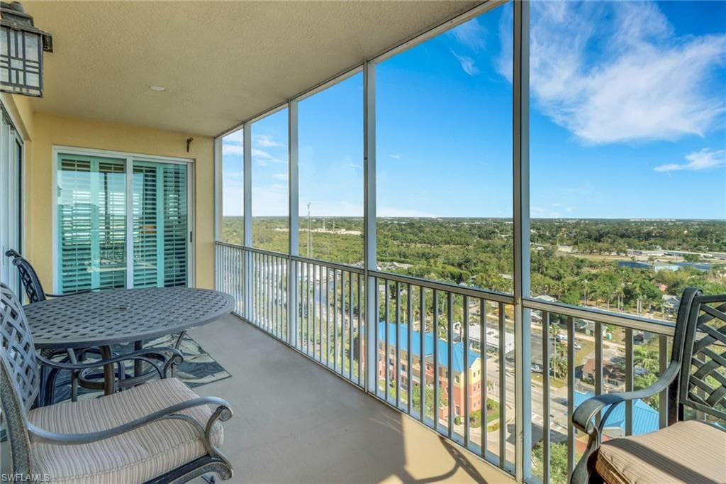 2743 1st ST 1505 FORT MYERS, FL 33916