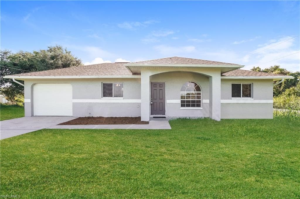 16981 1st ST ALVA, FL 33920
