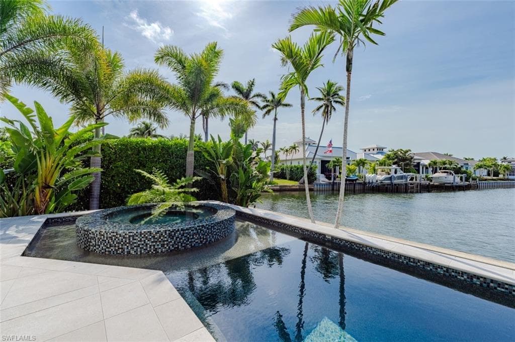 1266 COBIA CT NAPLES, FL 34102