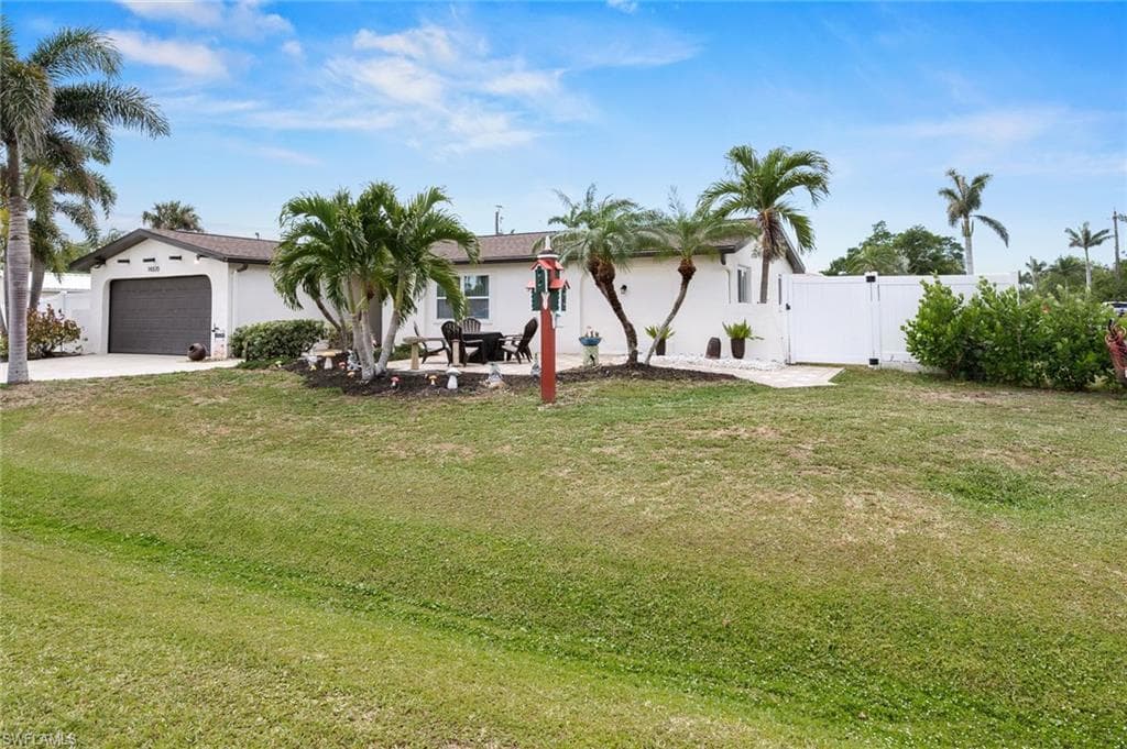 14020 Amsterdam AVE FORT MYERS, FL 33919