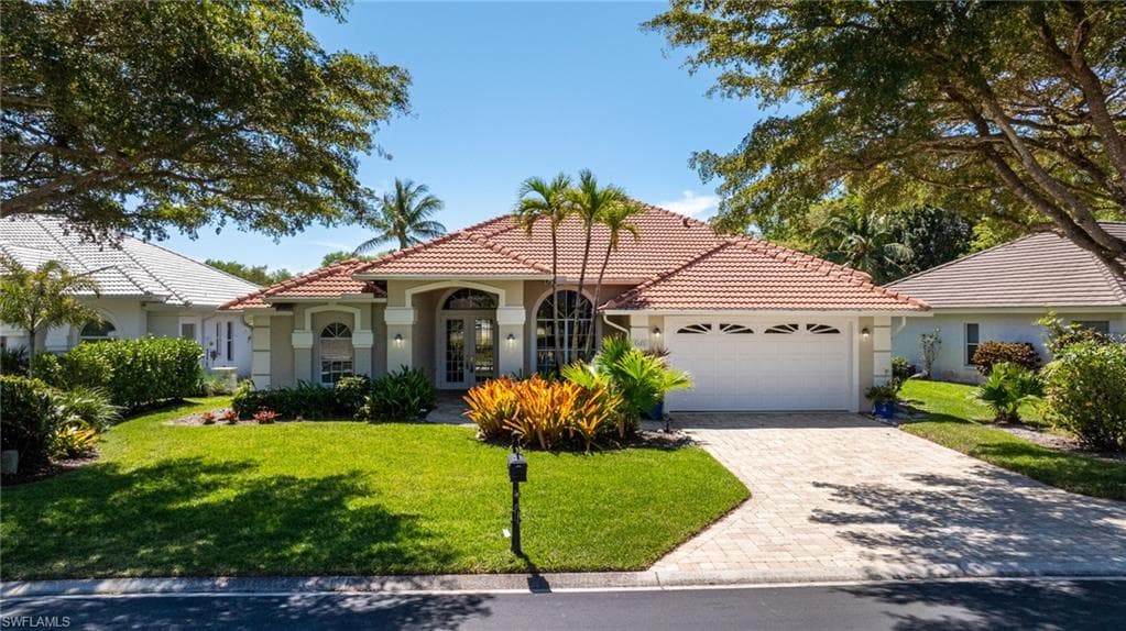 1922 Timberline DR NAPLES, FL 34109