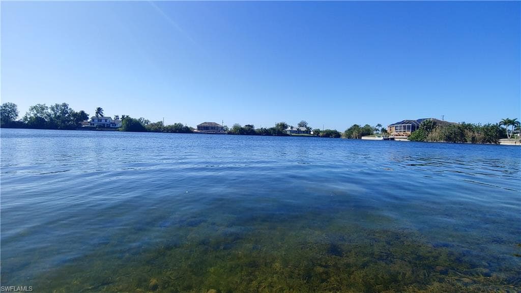 1242 NW 18th ST CAPE CORAL, FL 33993