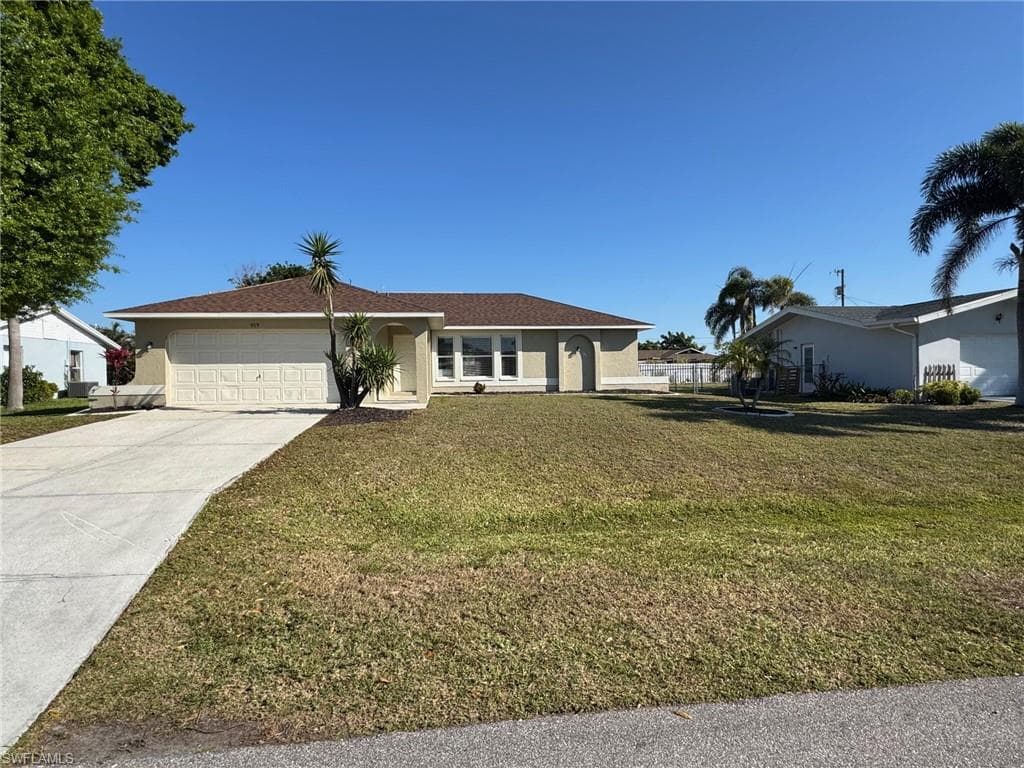 919 SE 32nd ST CAPE CORAL, FL 33904