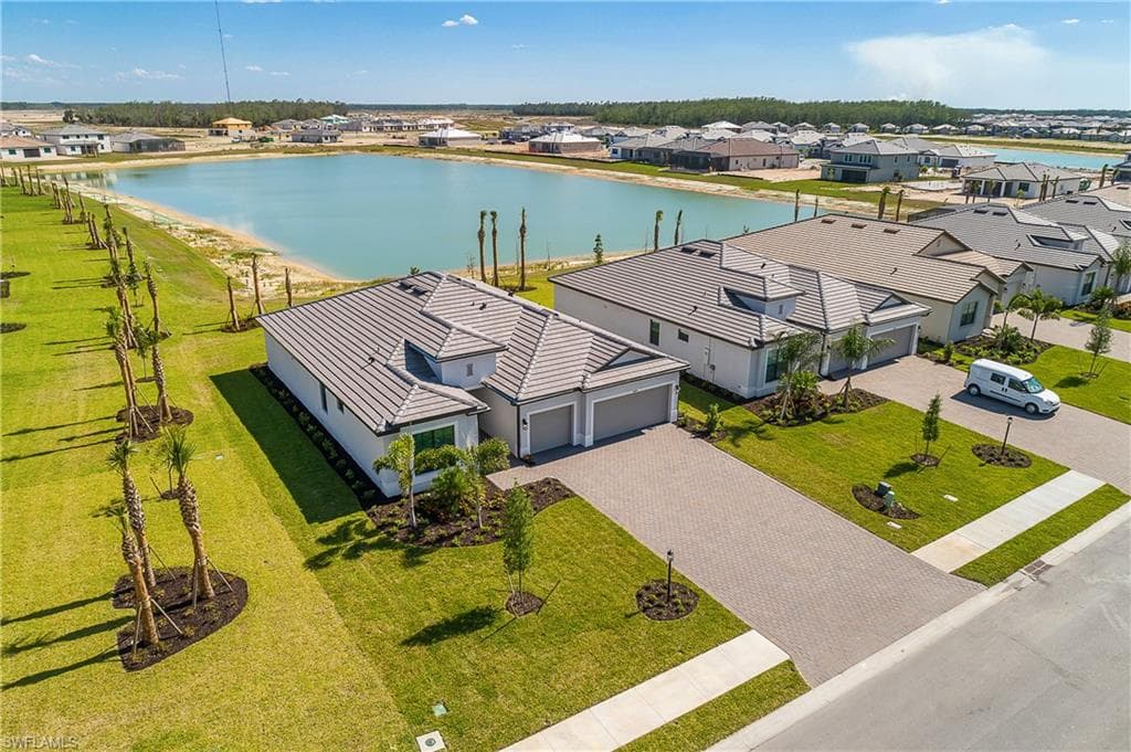 19445 Hinkley DR ESTERO, FL 33928