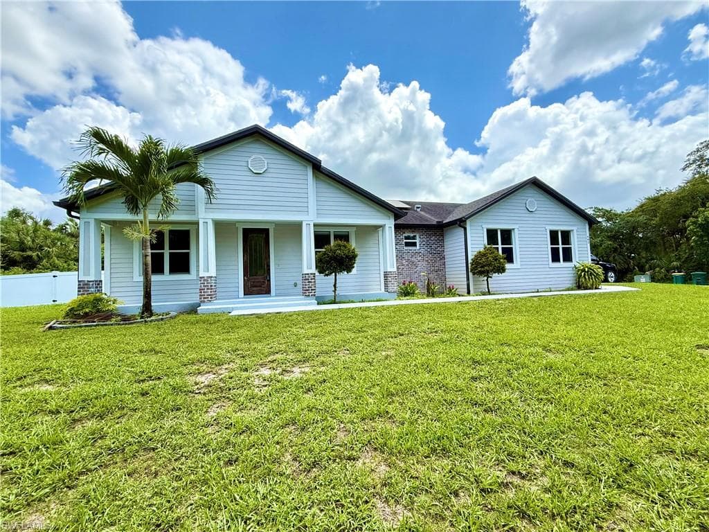 482 10th AVE NW NAPLES, FL 34120