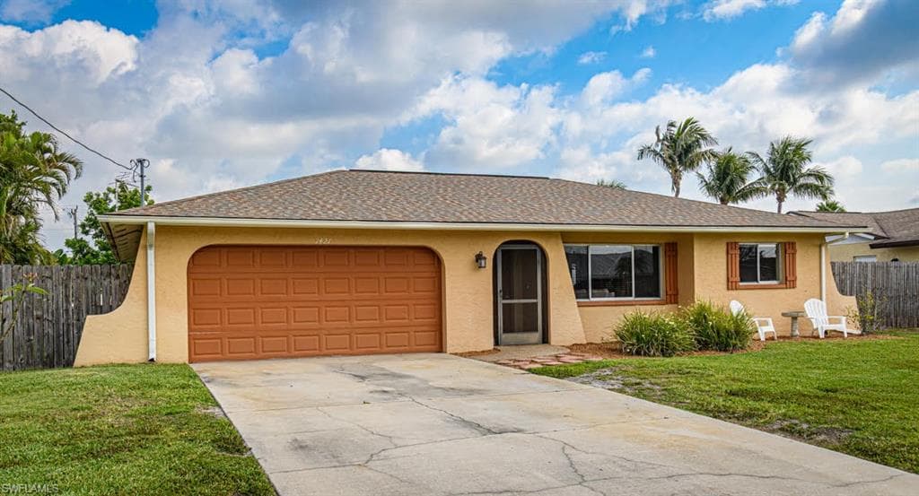 1421 SE 19th LN CAPE CORAL, FL 33990