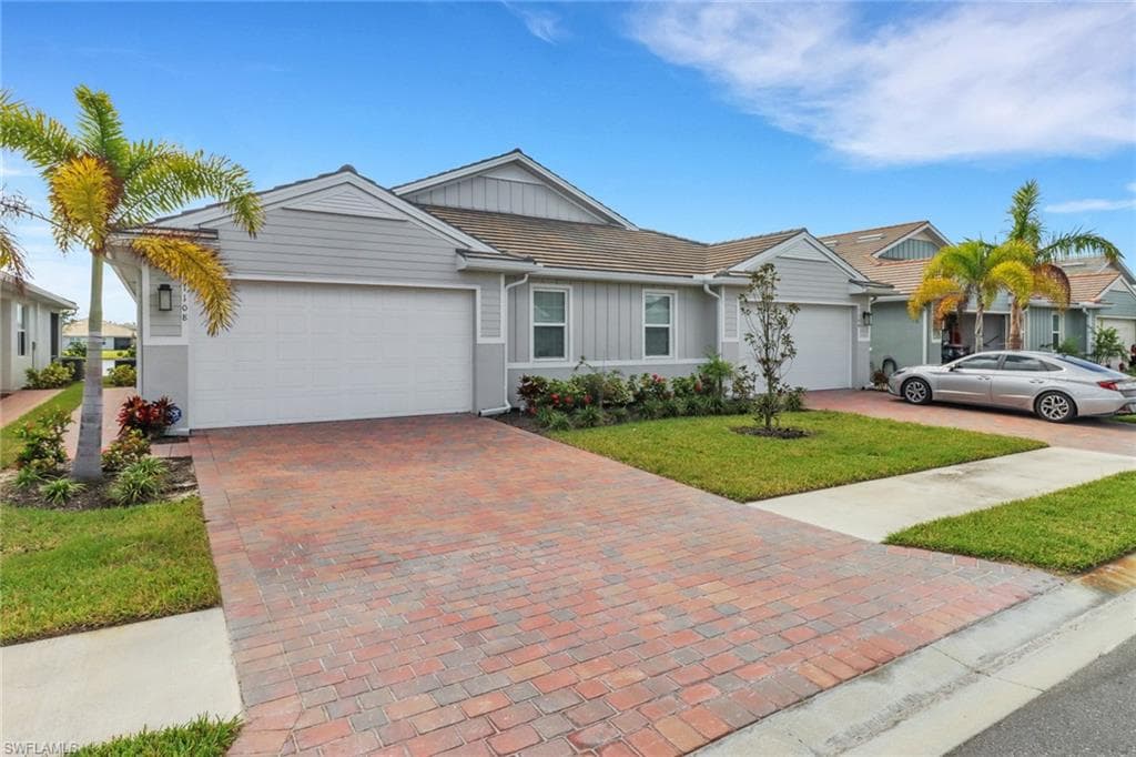 1108 Rolling Brook LN NAPLES, FL 34114
