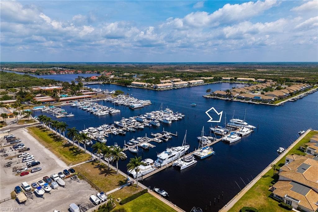 525 Newport DR NAPLES, FL 34114