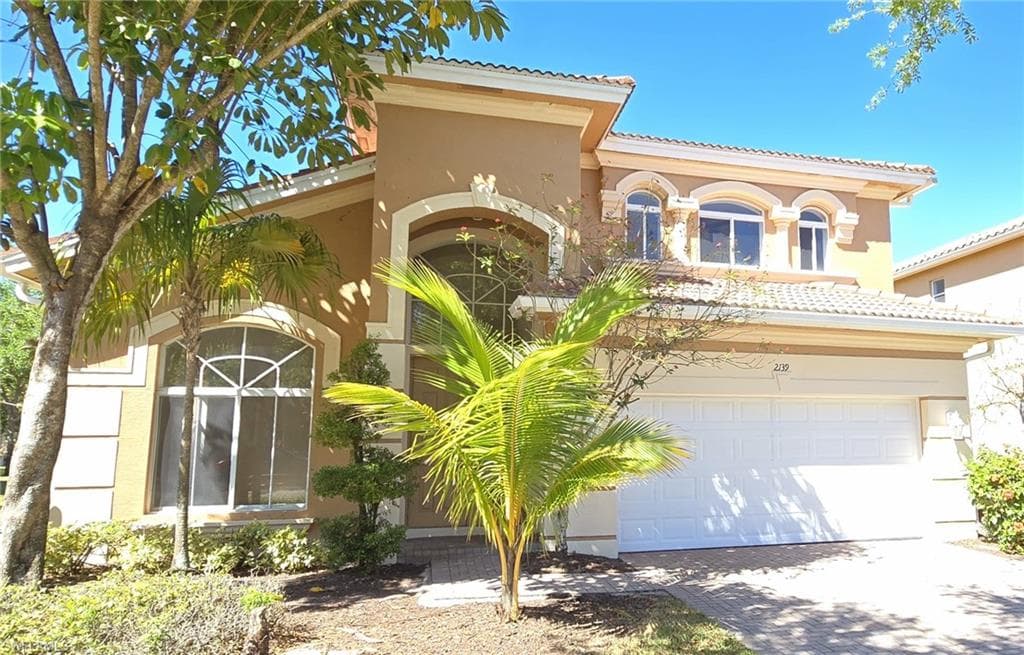 2139 Par DR NAPLES, FL 34120